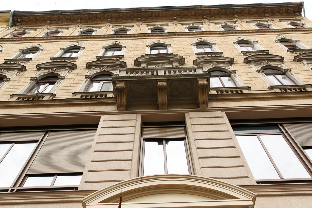 Jenny Luxury Two Bedrooms Apartment. Budapest Bagian luar foto