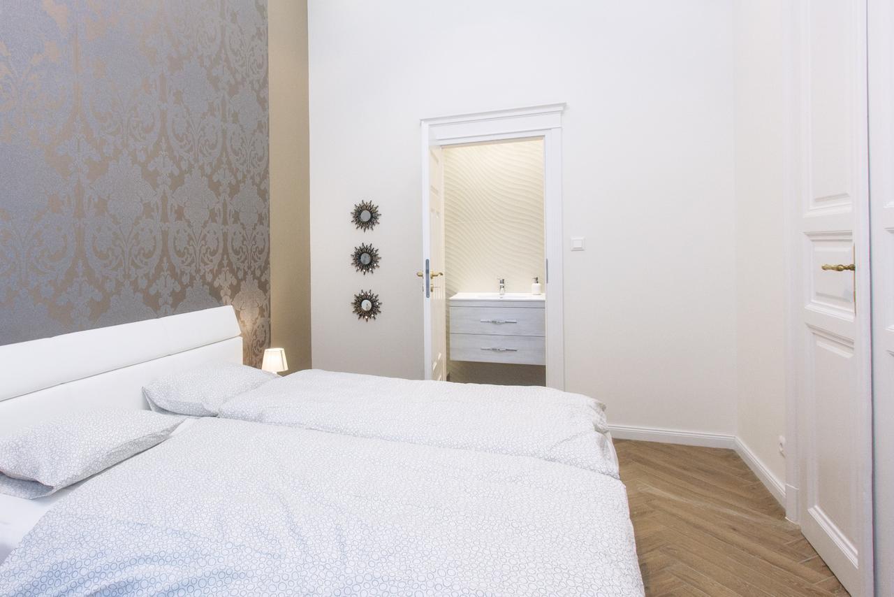 Jenny Luxury Two Bedrooms Apartment. Budapest Bagian luar foto
